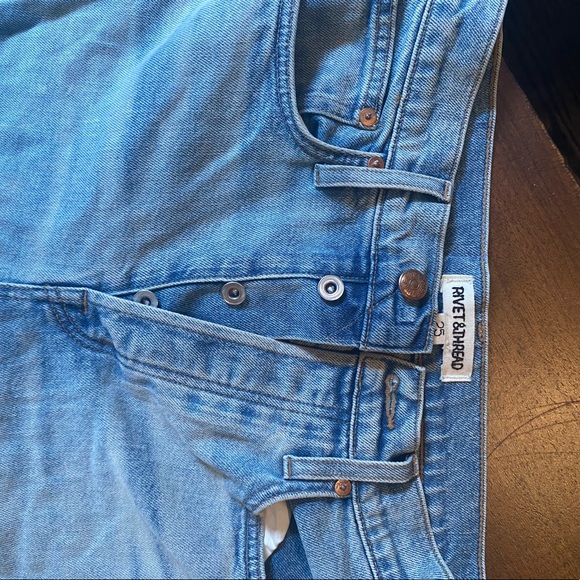 Rivet and Thread jeans 11 inch high rise - Never worn - Picture 2 of 8